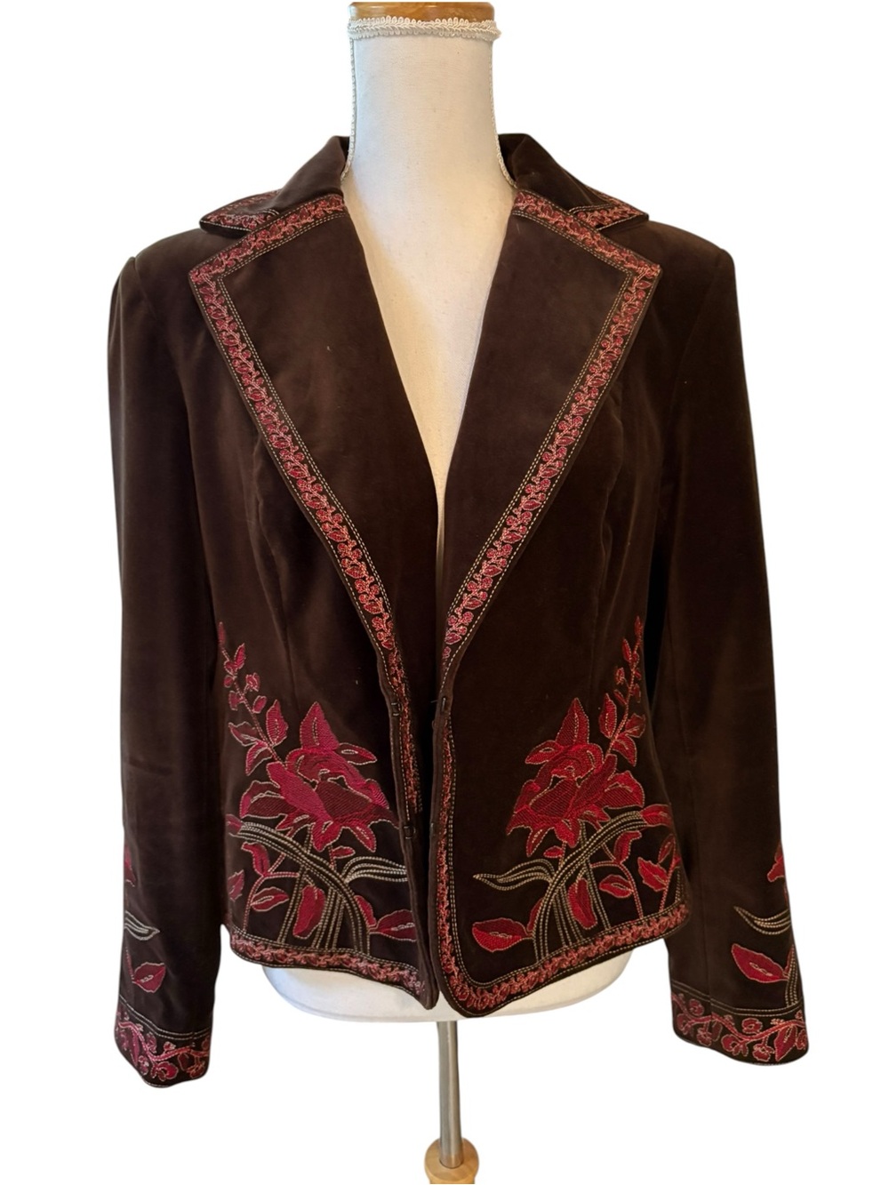 Nygard Collection Brown Embroidered Blazer.  Size 14 Petite
